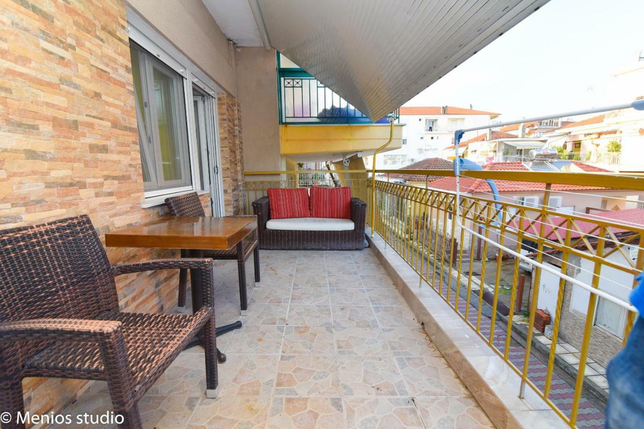 Menios Apartments And Studios Nea Kallikrateia Esterno foto