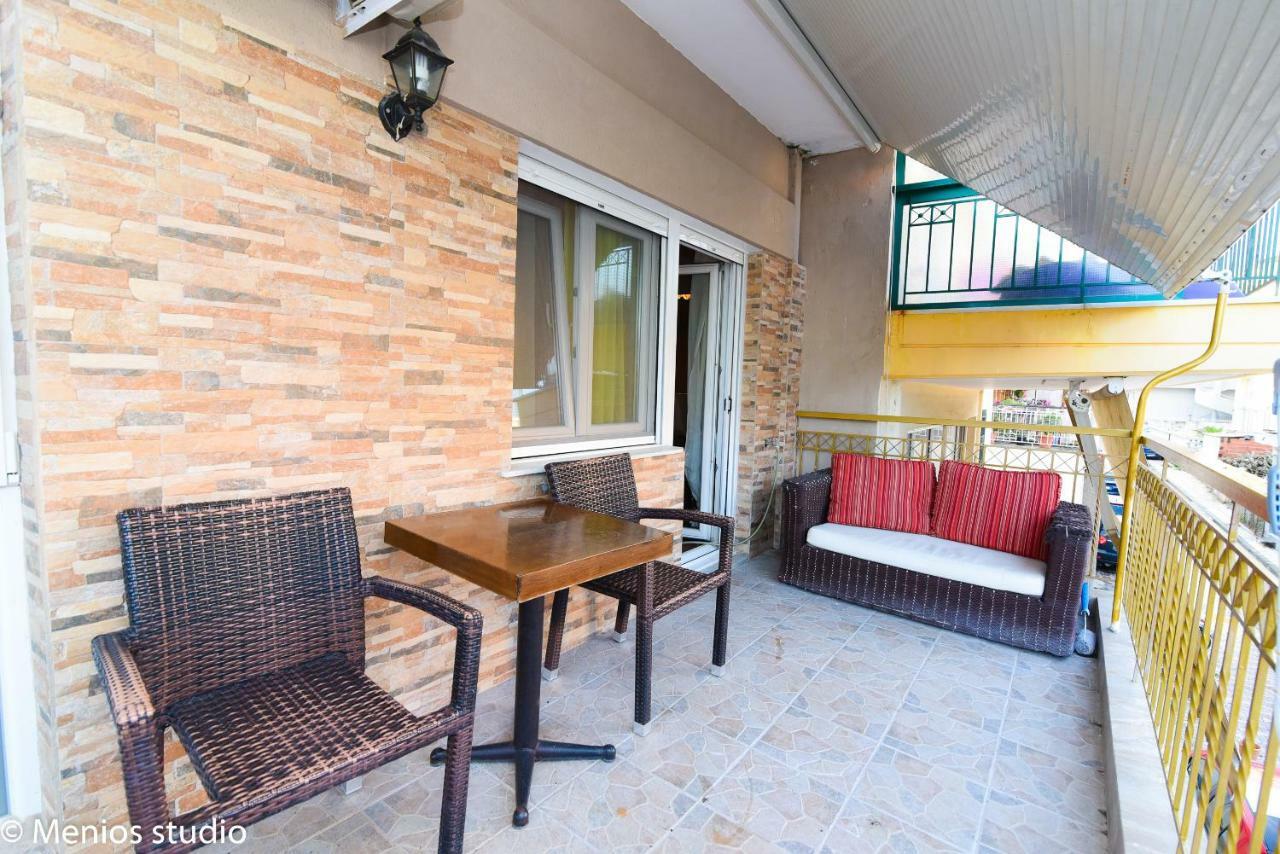 Menios Apartments And Studios Nea Kallikrateia Esterno foto