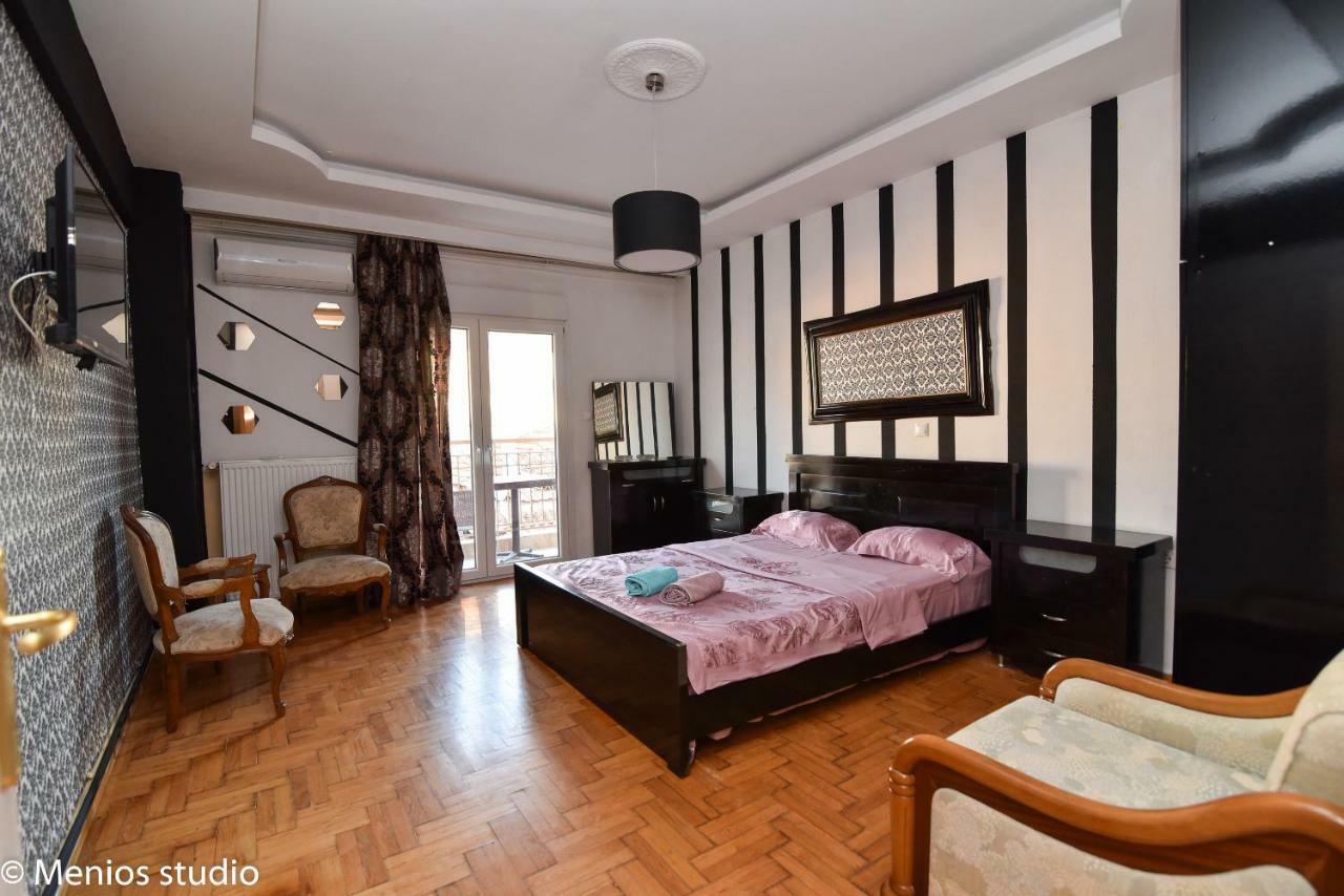 Menios Apartments And Studios Nea Kallikrateia Esterno foto