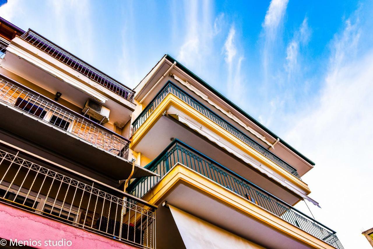 Menios Apartments And Studios Nea Kallikrateia Esterno foto